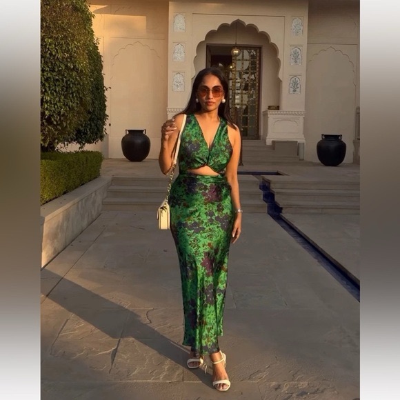 Zara Green and Purple Floral Print Satin Effect Dress with Cut Out Maxi Dress - Picture 3 of 15